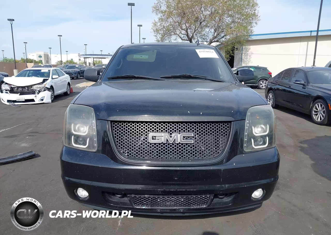 2011 GMC Yukon Denali VIN:1GKS2EEF8BR259769 - 12