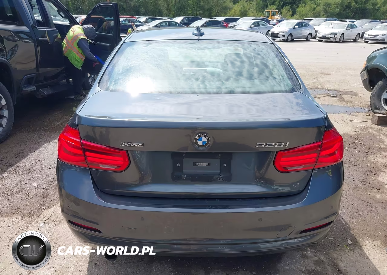 2017 BMW 320I xDrive VIN:WBA8A3C33HA066908 - 16