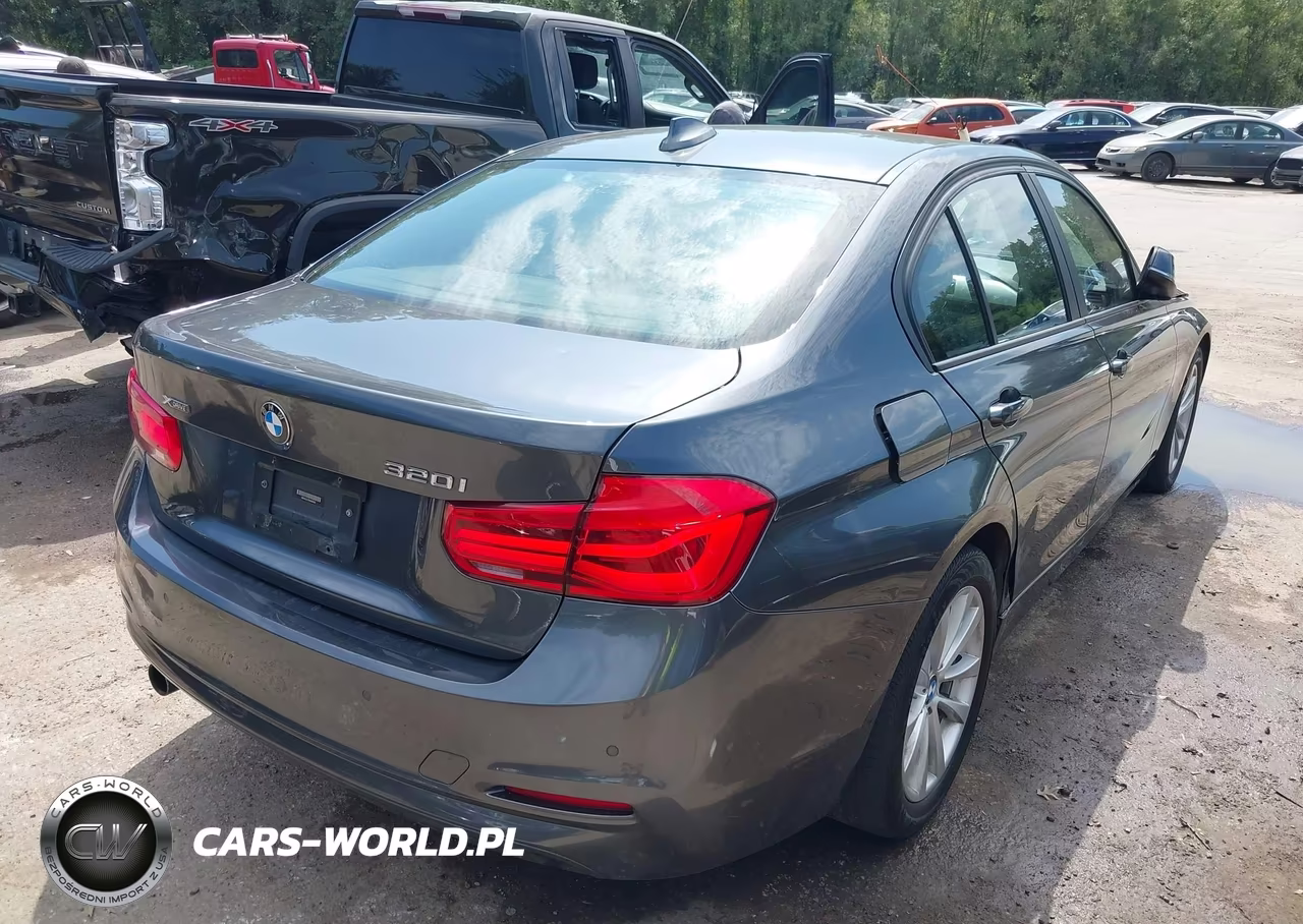 2017 BMW 320I xDrive VIN:WBA8A3C33HA066908 - 4