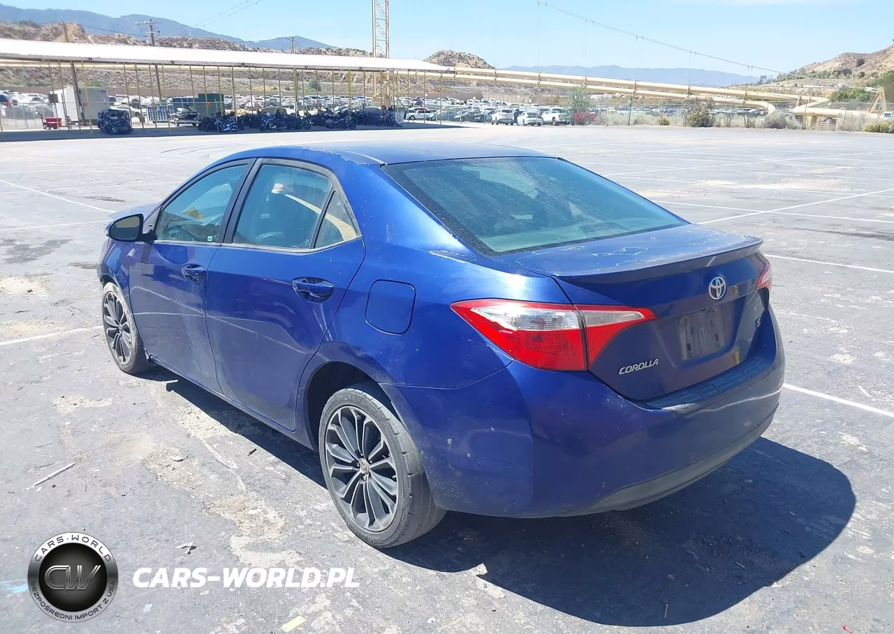 2015 Toyota Corolla S Plus VIN:5YFBURHE6FP331536 - 3
