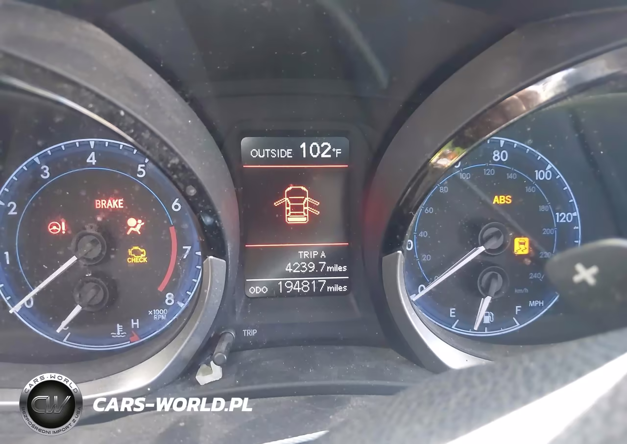 2015 Toyota Corolla S Plus VIN:5YFBURHE6FP331536 - 7