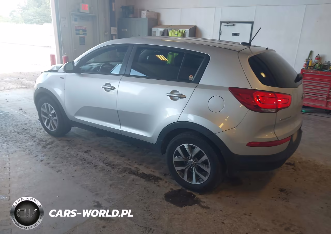 2016 Kia Sportage Lx VIN:KNDPBCACXG7835737 - 3