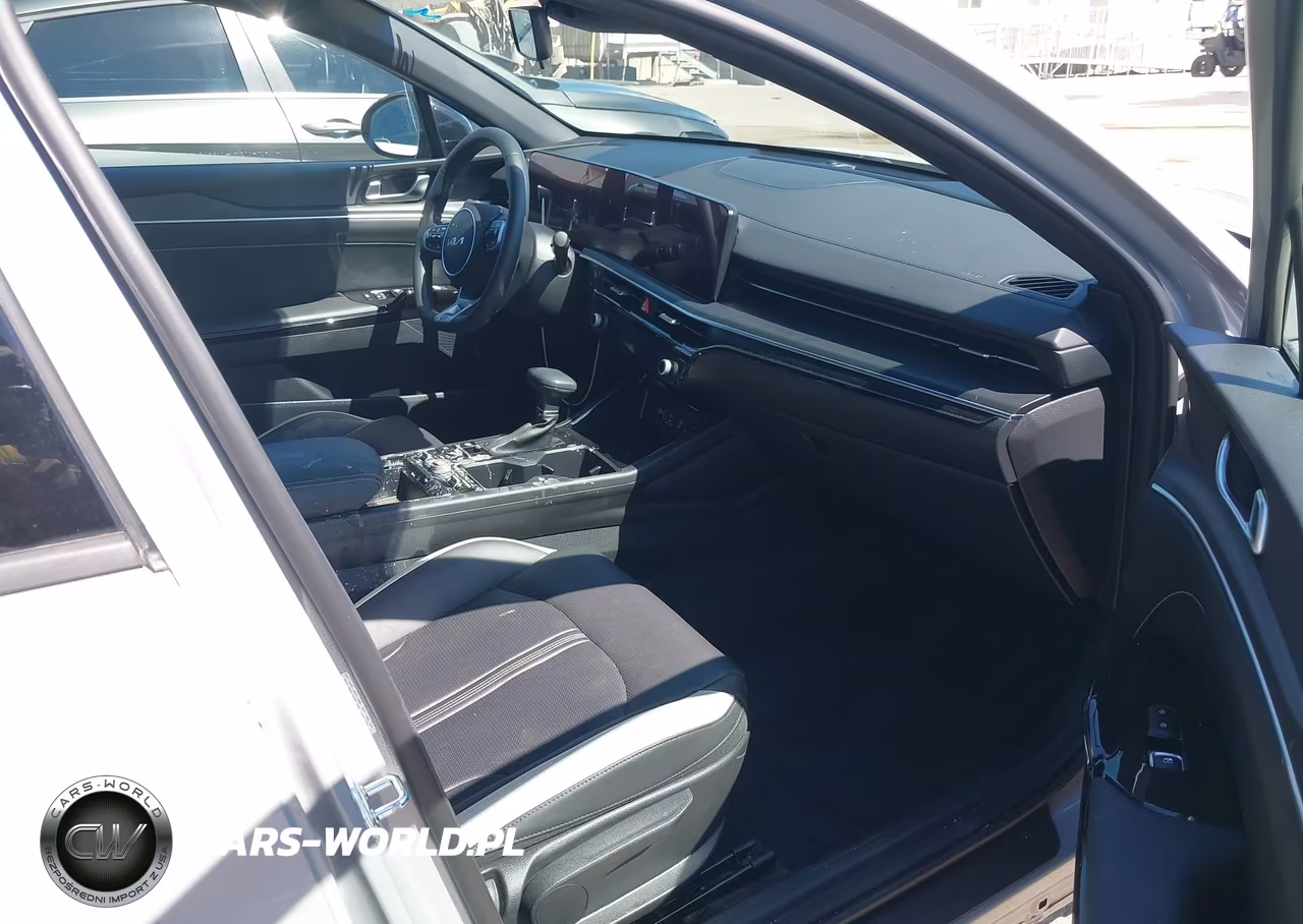 2025 Kia K5 Gt-Line VIN:KNAG64J77S5390288 - 5