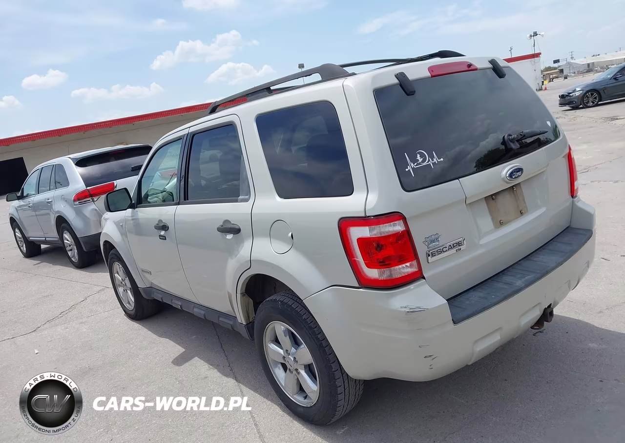 2008 Ford Escape Xlt VIN:1FMCU03118KC00807 - 3