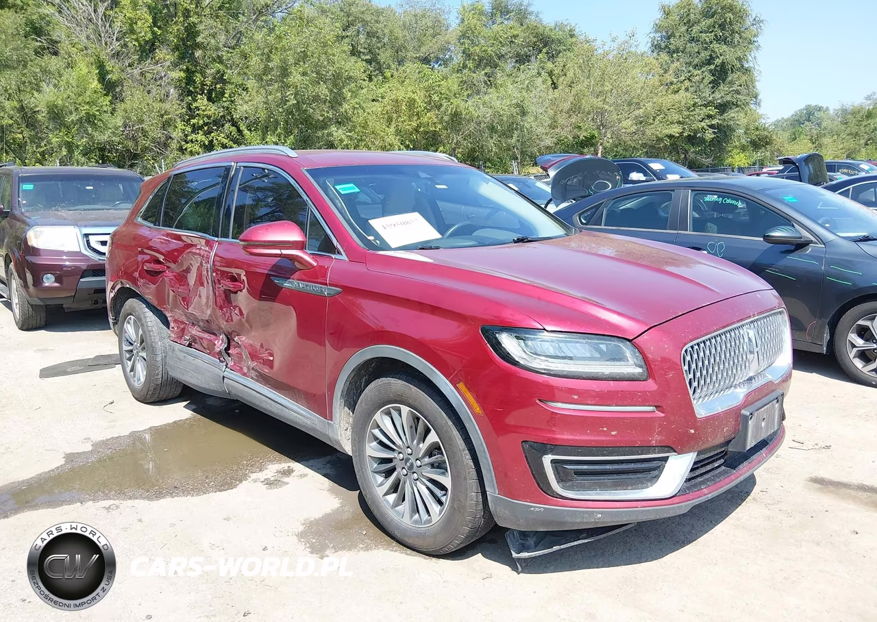 2019 Lincoln Nautilus Select