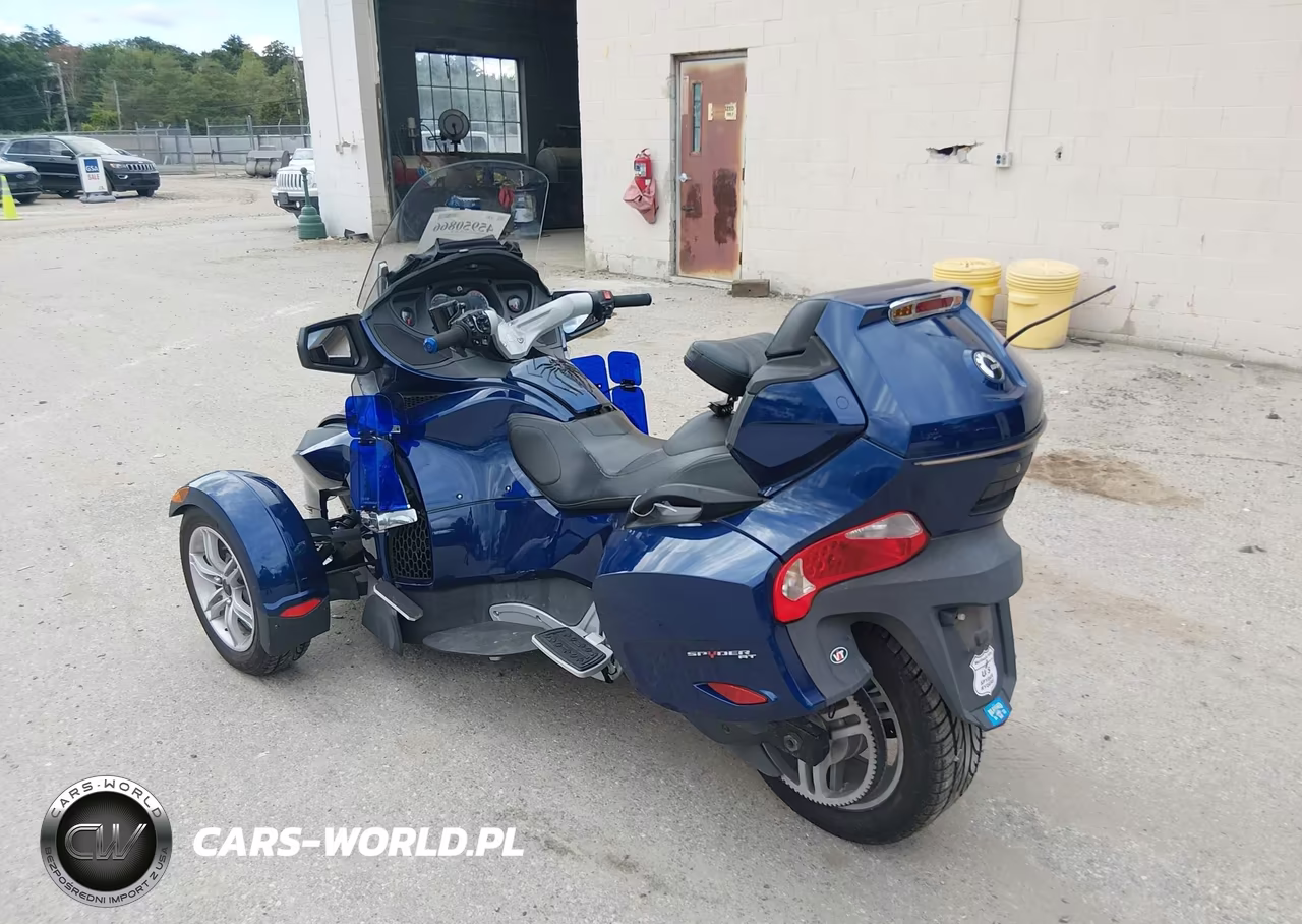2010 Can-Am Spyder Roadster Rt VIN:2BXJBKC15AV001304 - 3