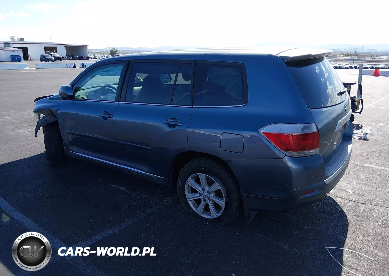 2013 Toyota Highlander VIN:5TDZA3EH3DS042072 - 3