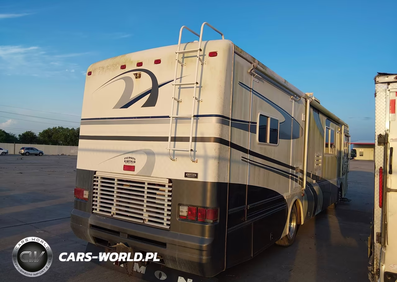 2001 Freightliner Chassis X Line Motor Home VIN:4UZAAHAK01CJ15032 - 4