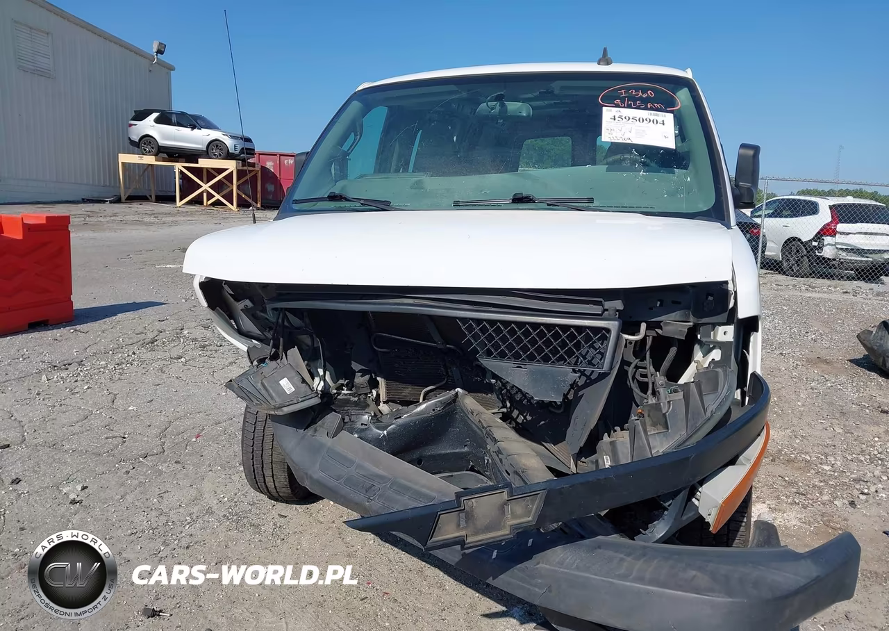 2018 Chevrolet Express 2500 Work Van VIN:1GCWGAFG5J1198196 - 12