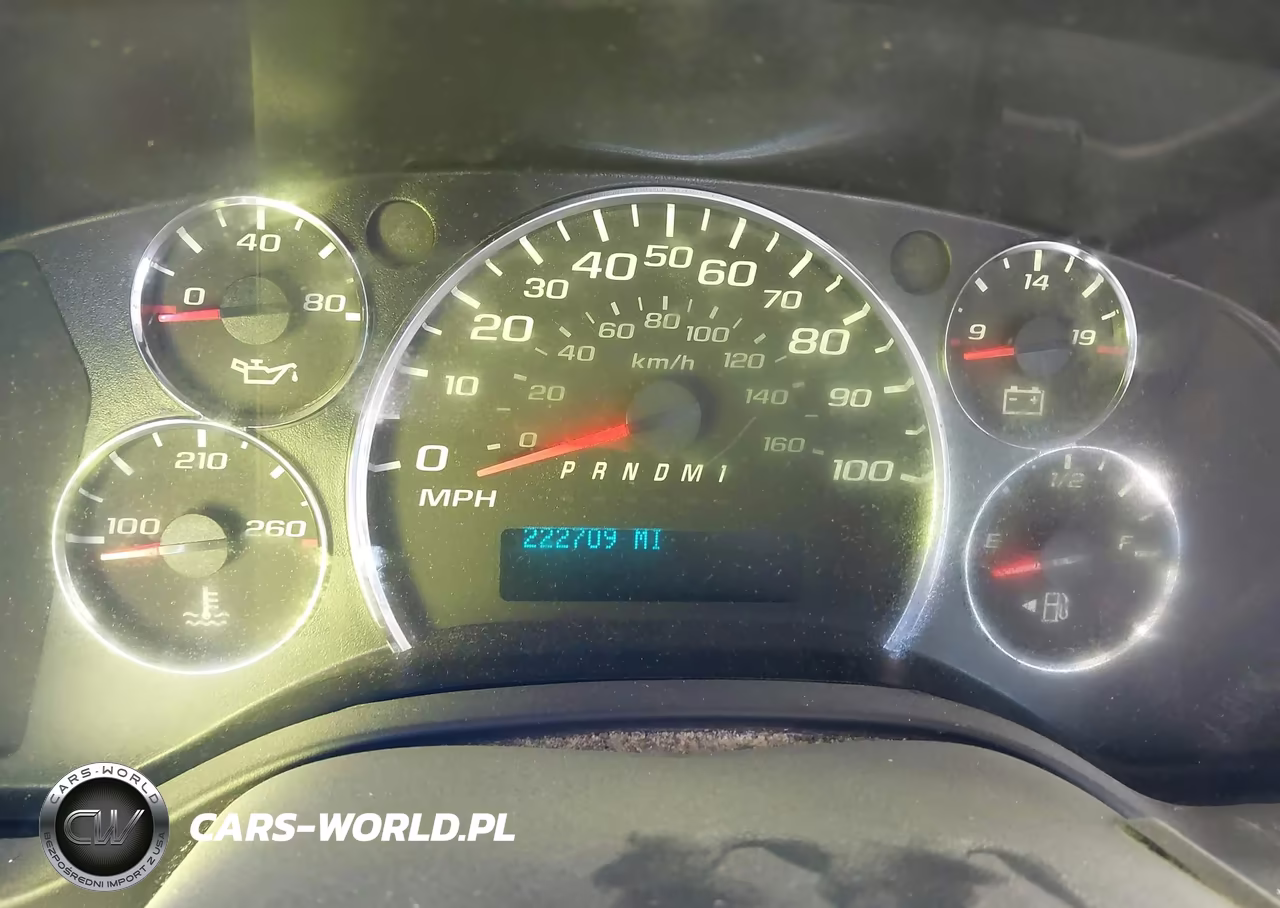 2018 Chevrolet Express 2500 Work Van VIN:1GCWGAFG5J1198196 - 7