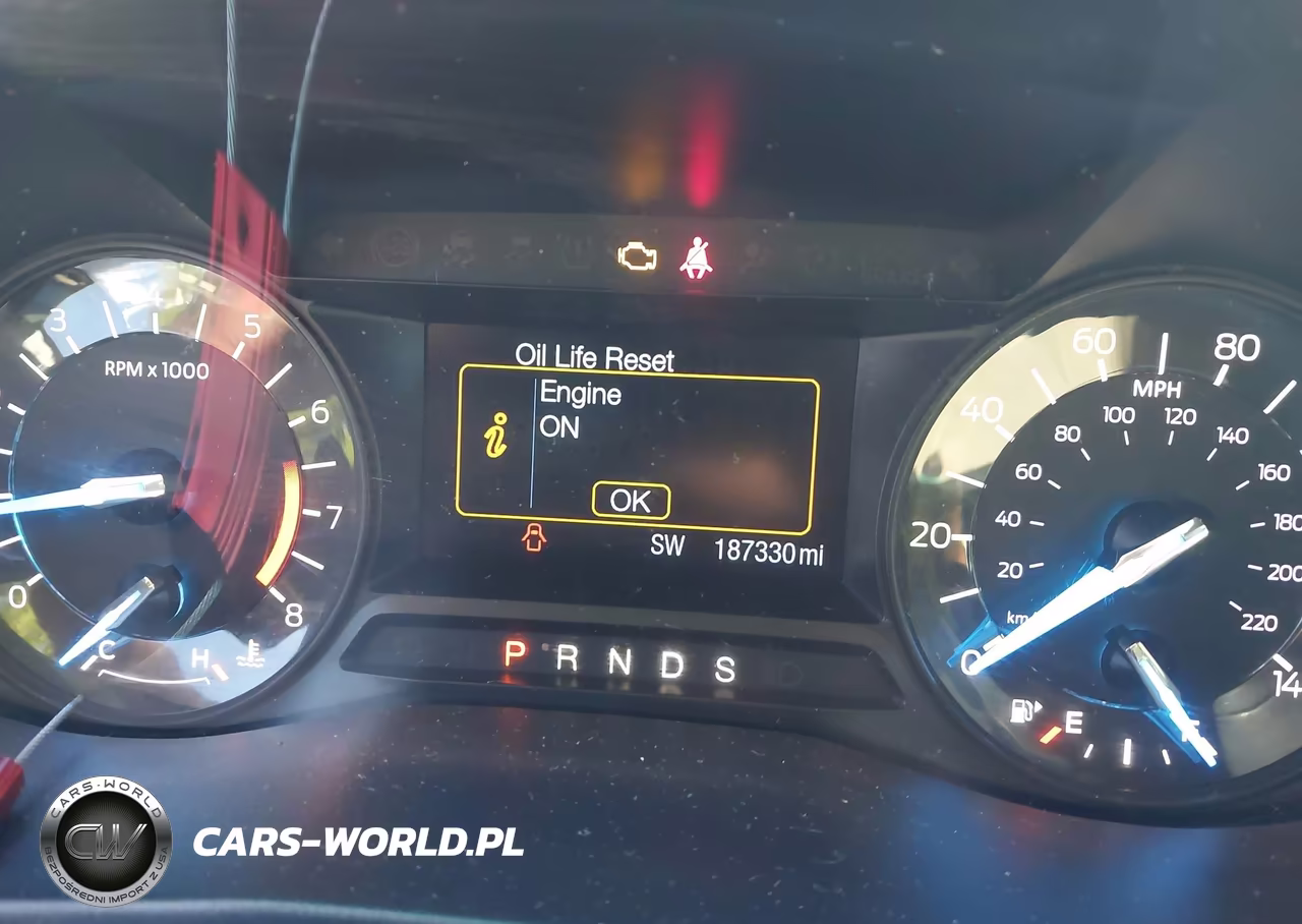 2016 Ford Explorer VIN:1FM5K8B89GGB16909 - 7