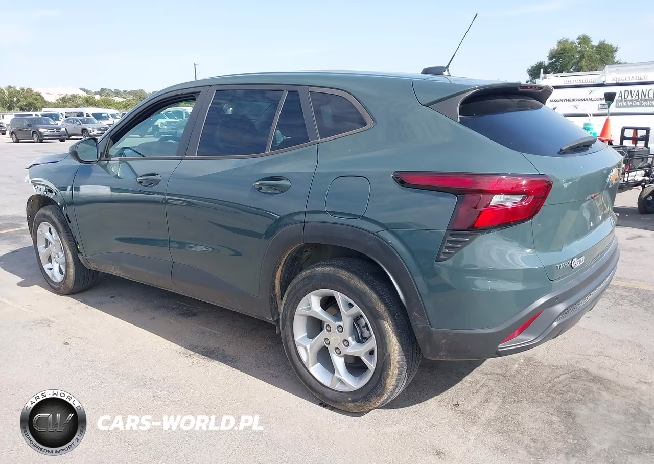 2025 Chevrolet Trax Fwd Ls VIN:KL77LFEP1SC196236 - 3