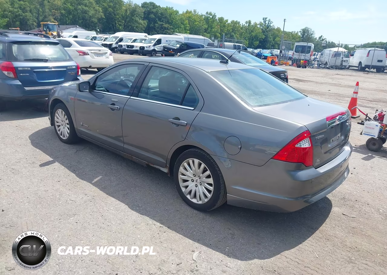 2010 Ford Fusion Hybrid VIN:3FADP0L38AR139240 - 3