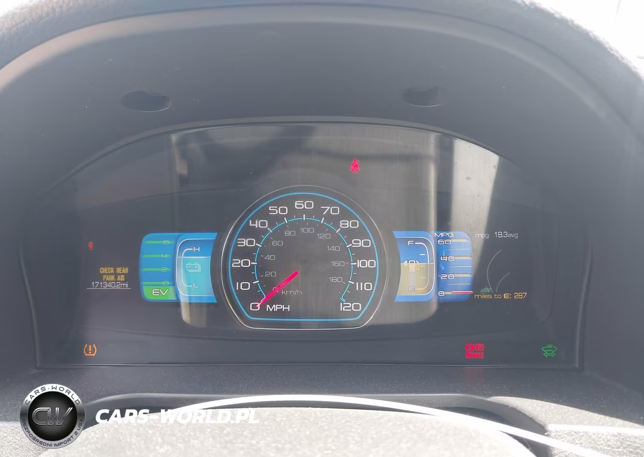 2010 Ford Fusion Hybrid VIN:3FADP0L38AR139240 - 7
