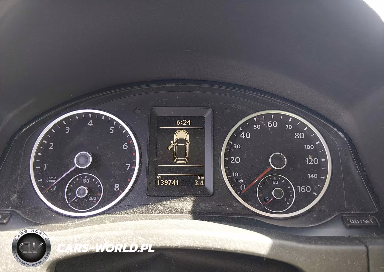 2013 Volkswagen Tiguan S VIN:WVGAV3AX7DW562740 - 7