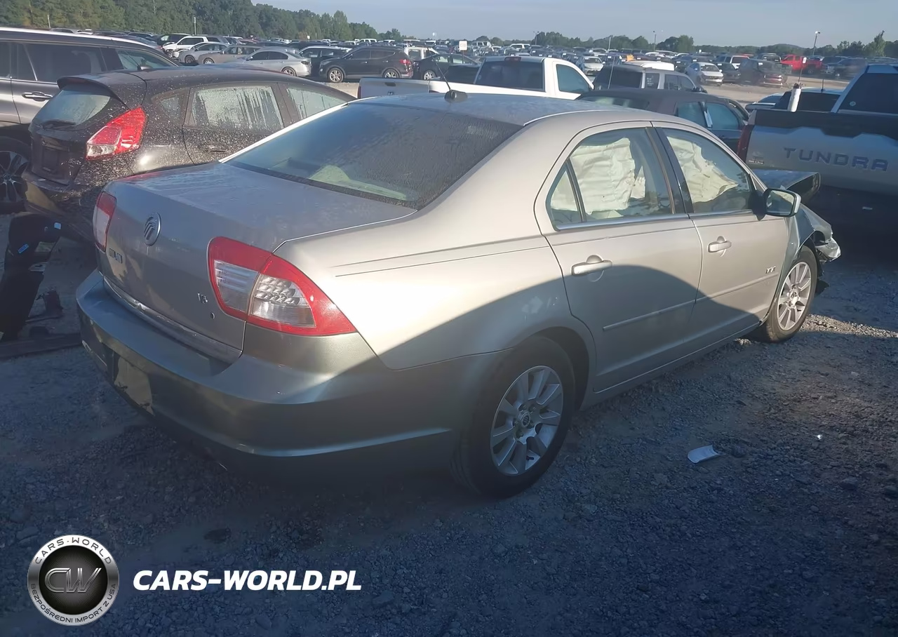 2007 Mercury Milan V6 (120A) VIN:3MEHM071X7R660187 - 4