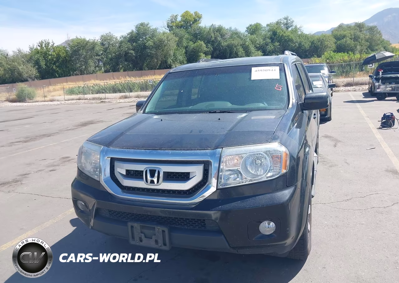 2011 Honda Pilot Touring VIN:5FNYF4H90BB017560 - 12