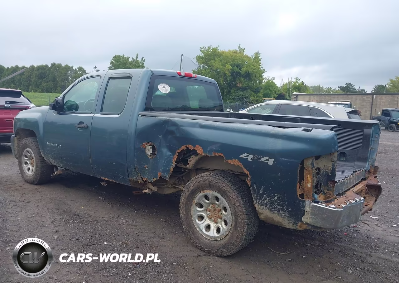 2012 Chevrolet Silverado 1500 Work Truck VIN:1GCRKPE7XCZ180961 - 3