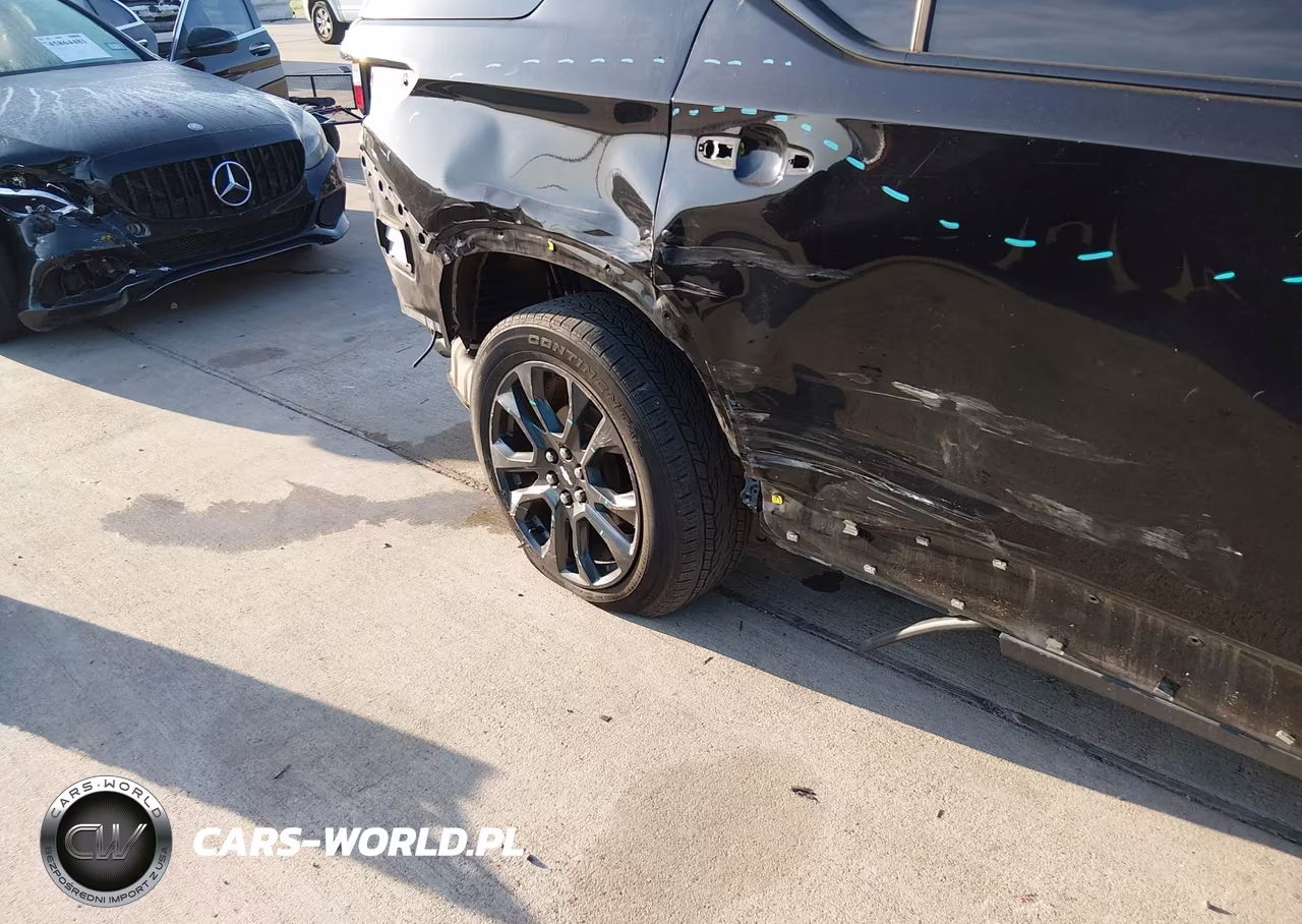 2018 Chevrolet Traverse Rs VIN:1GNERJKX0JJ158336 - 6