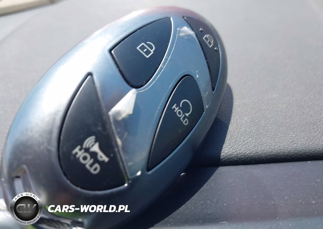 2026 Hyundai Sonata Hybrid Blue VIN:KMHL24JJ7TA169142 - 11