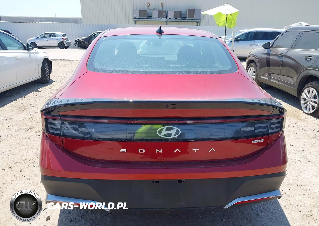 2026 Hyundai Sonata Hybrid Blue VIN:KMHL24JJ7TA169142 - 16