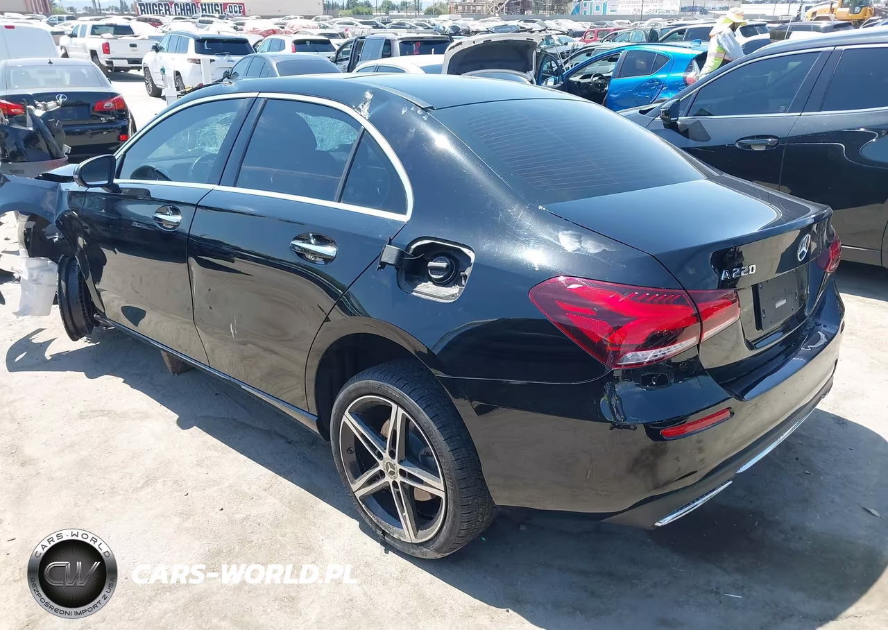 2022 Mercedes-Benz A 220 VIN:W1K3G4EB8NJ336979 - 3