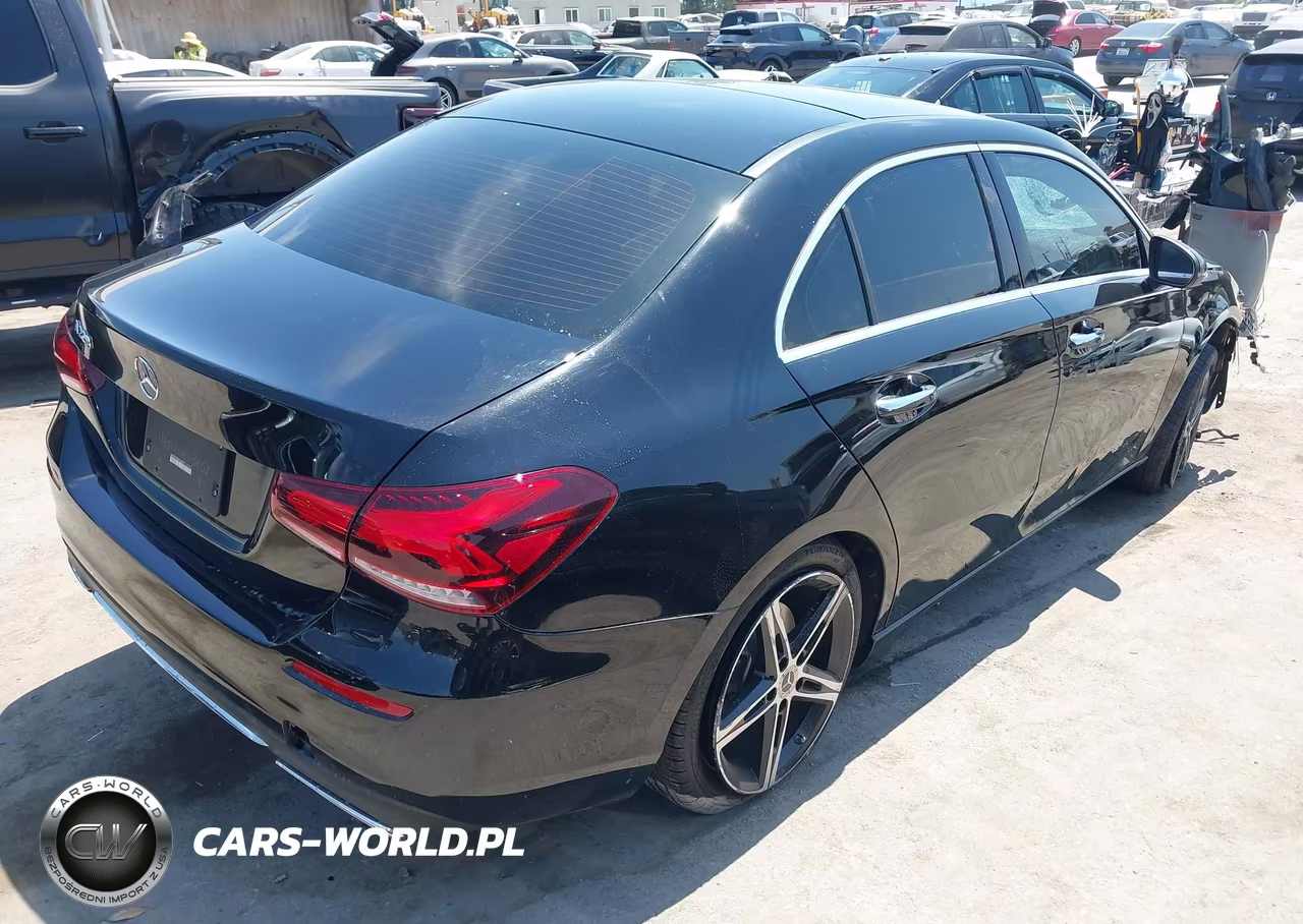 2022 Mercedes-Benz A 220 VIN:W1K3G4EB8NJ336979 - 4