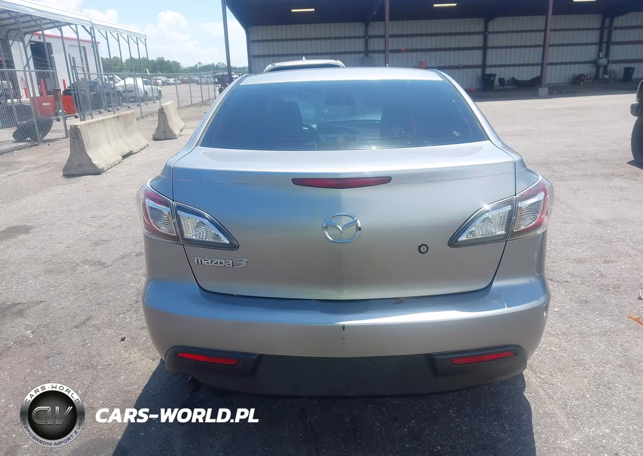 2011 Mazda Mazda3 I Sport VIN:JM1BL1UF5B1446436 - 16