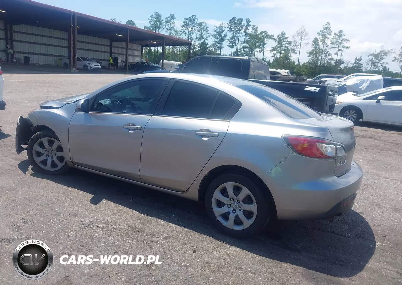 2011 Mazda Mazda3 I Sport VIN:JM1BL1UF5B1446436 - 3