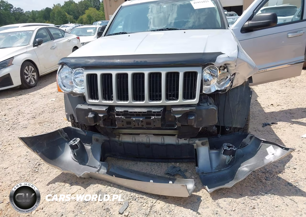 2010 Jeep Grand Cherokee Laredo VIN:1J4PR4GK0AC120068 - 6
