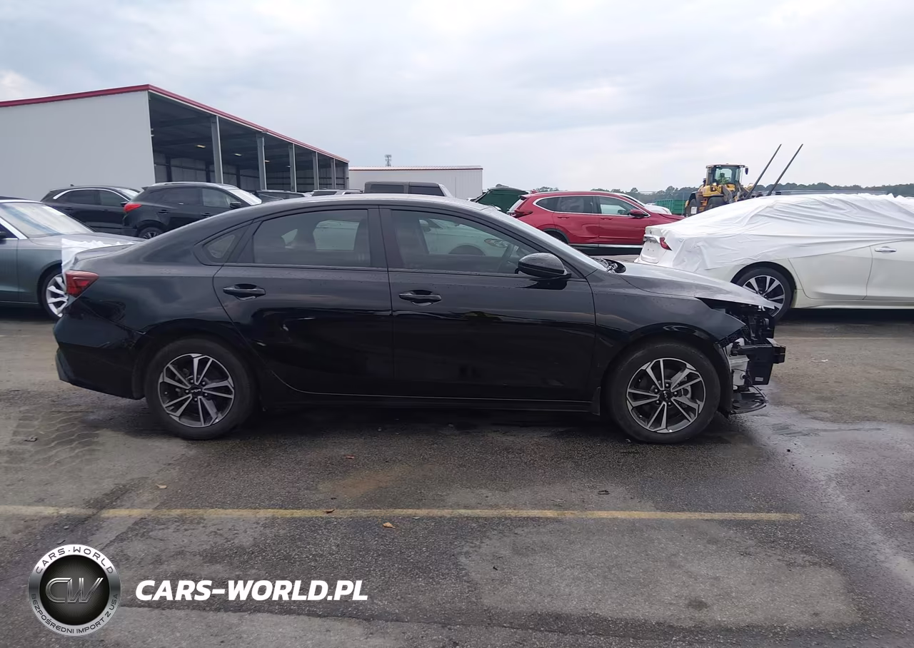 2024 Kia Forte Lxs VIN:3KPF24AD5RE798559 - 14