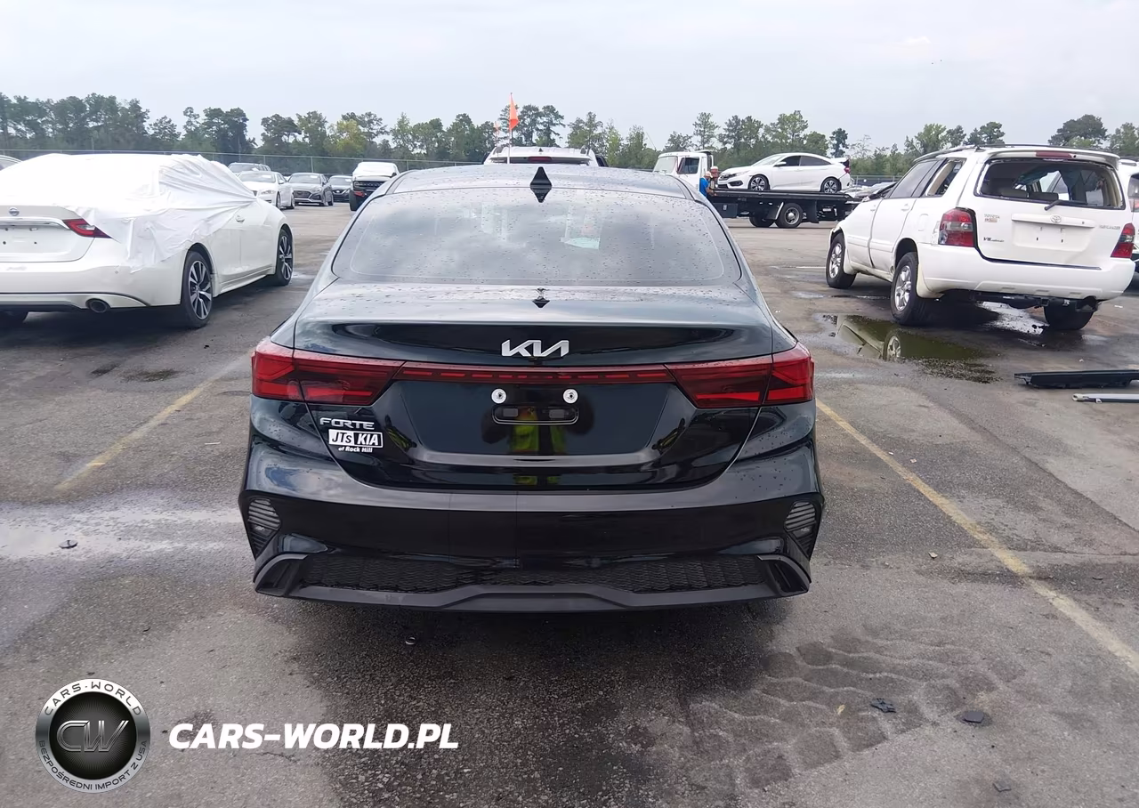 2024 Kia Forte Lxs VIN:3KPF24AD5RE798559 - 17