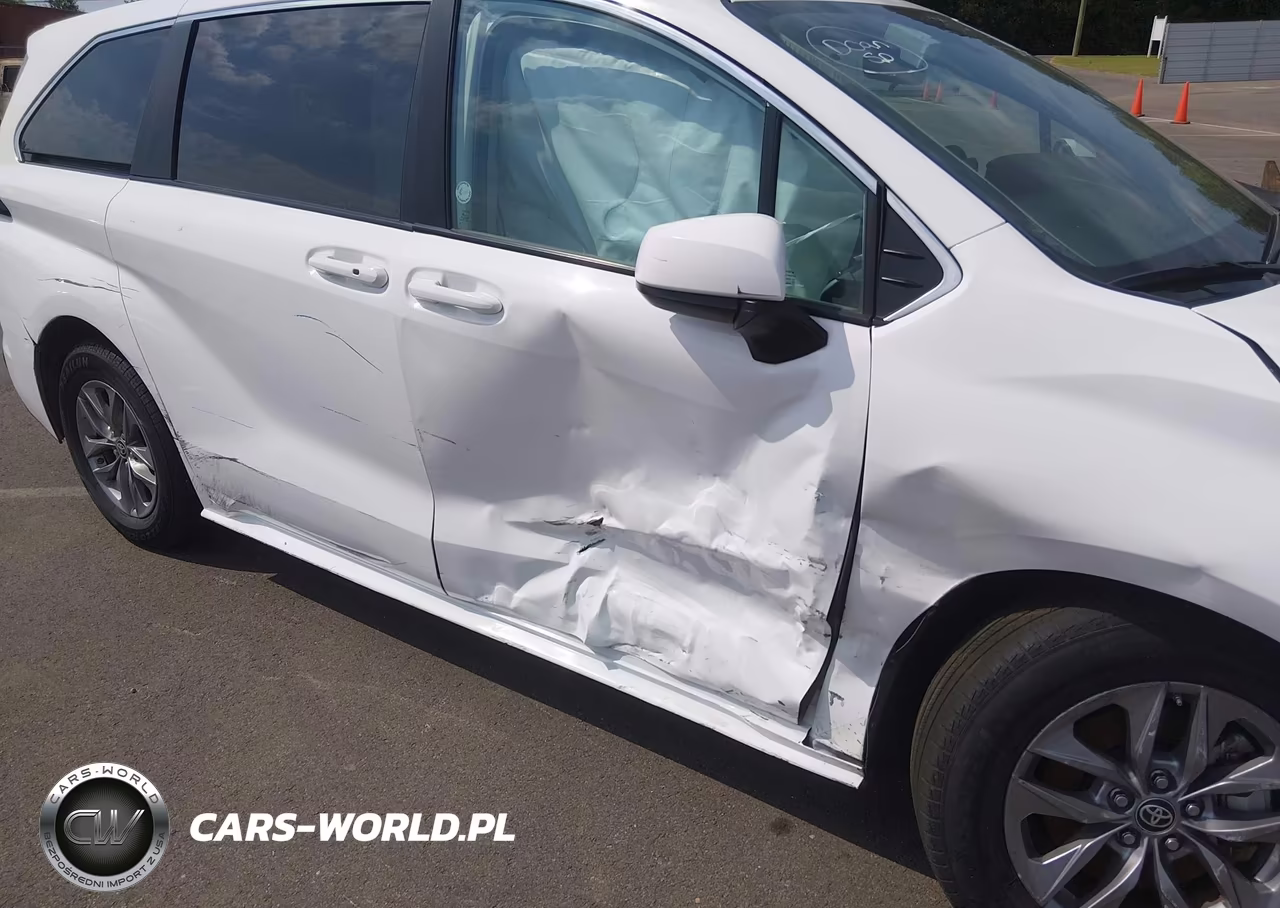 2024 Toyota Sienna Le VIN:5TDKRKEC6RS207080 - 6