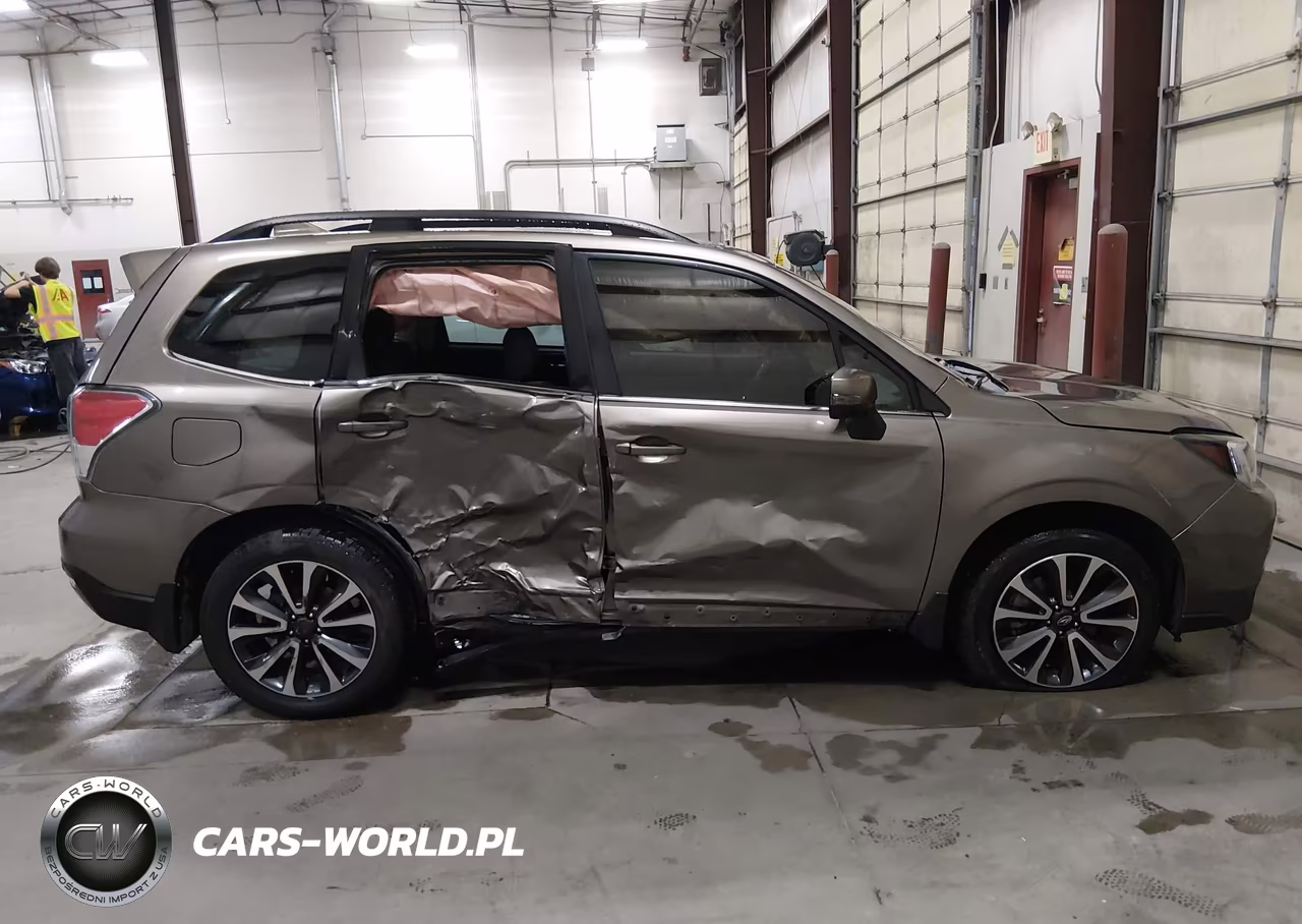 2018 Subaru Forester 2.0Xt Touring VIN:JF2SJGWC4JH443515 - 13