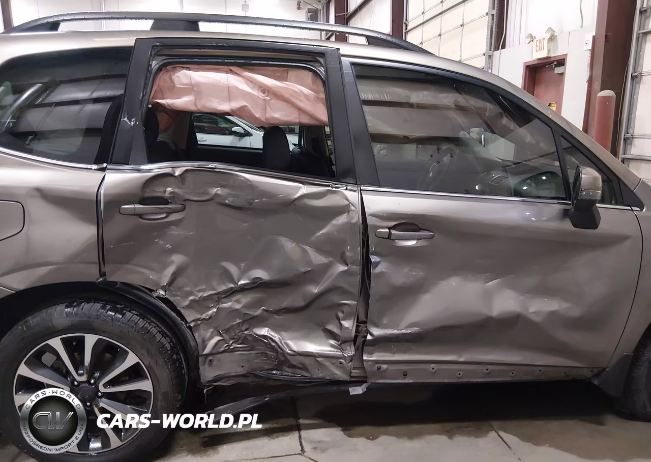 2018 Subaru Forester 2.0Xt Touring VIN:JF2SJGWC4JH443515 - 6