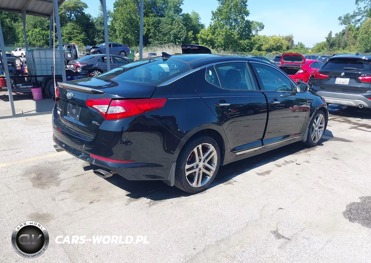 2013 Kia Optima Sx VIN:5XXGR4A60DG164819 - 4