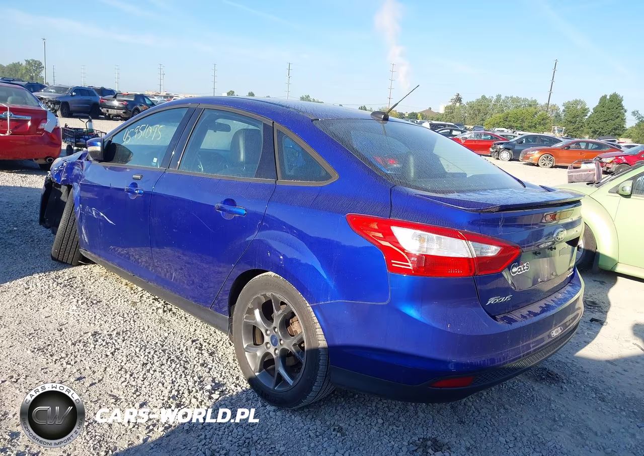 2014 Ford Focus Se VIN:1FADP3F28EL263193 - 3