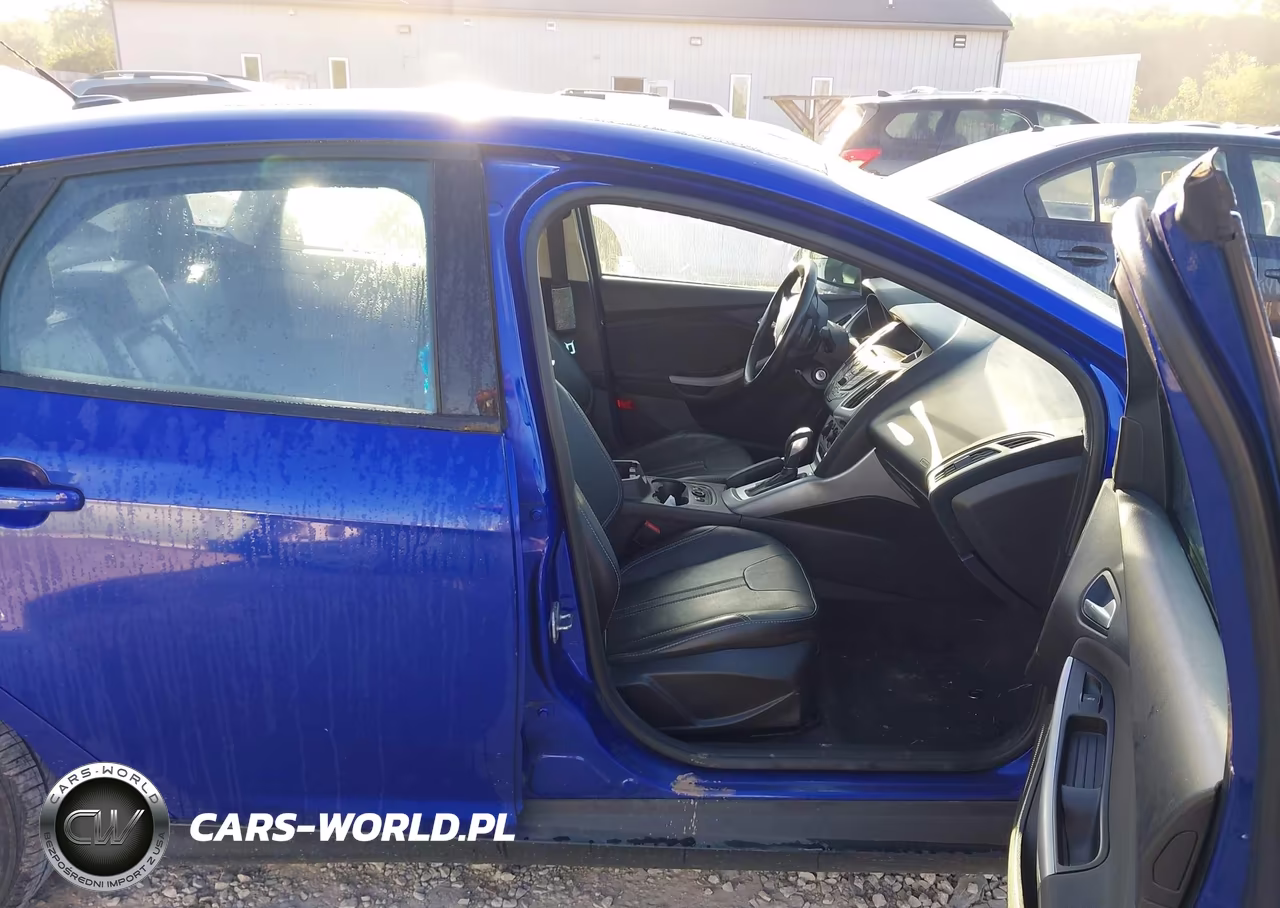 2014 Ford Focus Se VIN:1FADP3F28EL263193 - 5