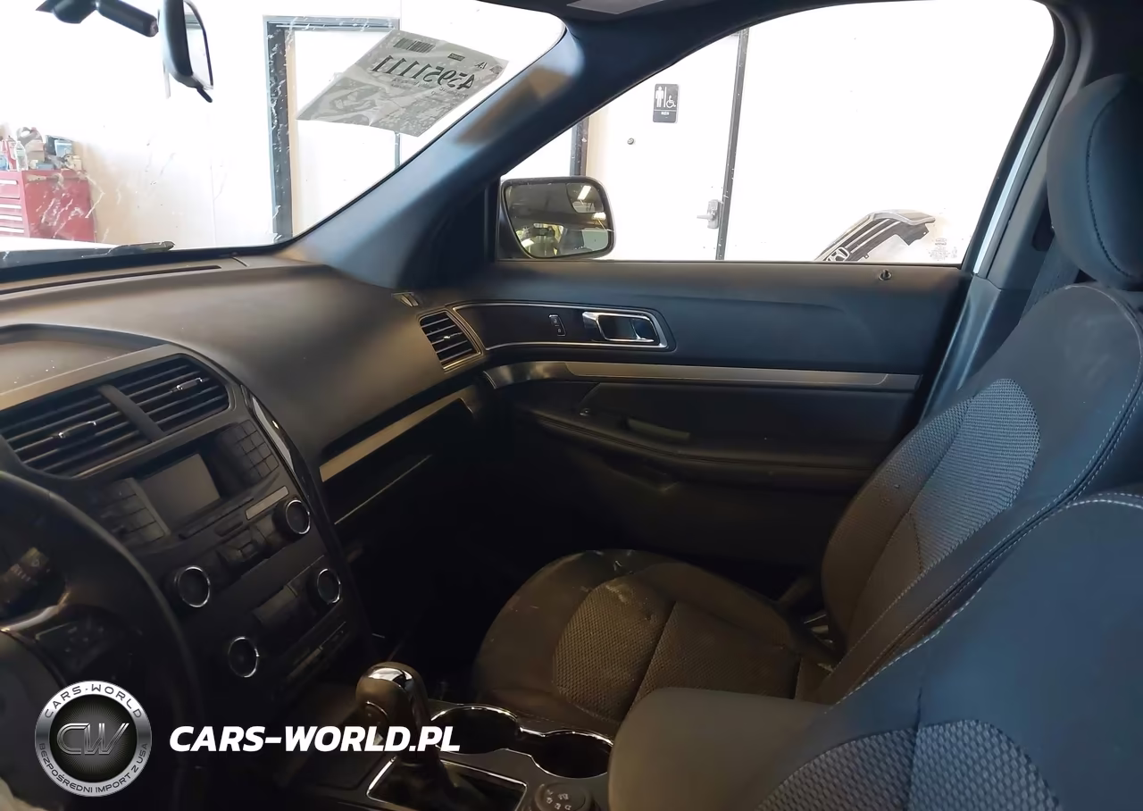 2019 Ford Explorer Xlt VIN:1FM5K8D84KGA39629 - 5