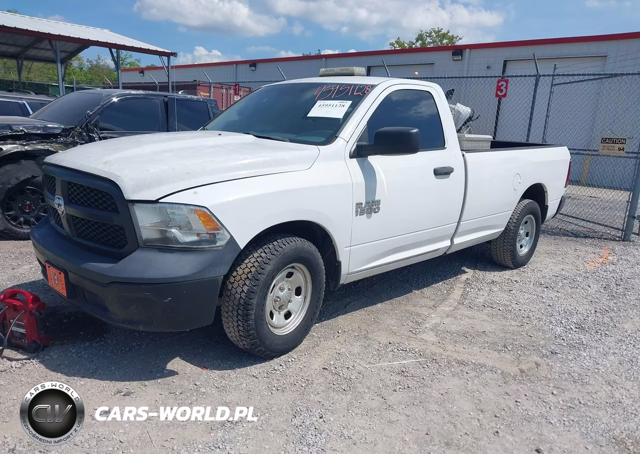 2015 Ram 1500 Tradesman VIN:3C6JR6DG3FG567335 - 2