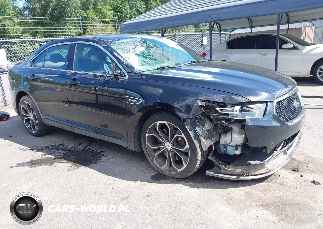 2016 Ford Taurus Sho