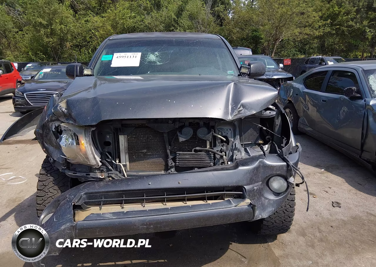 2010 Toyota Tacoma Base V6 VIN:3TMLU4EN5AM040960 - 13