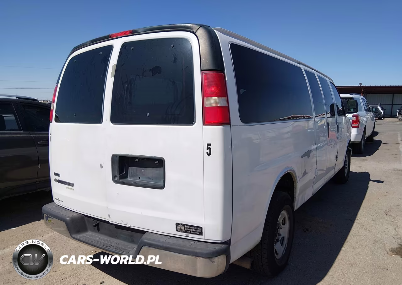 2011 Chevrolet Express 3500 Lt VIN:1GAZG1FG7B1177602 - 4