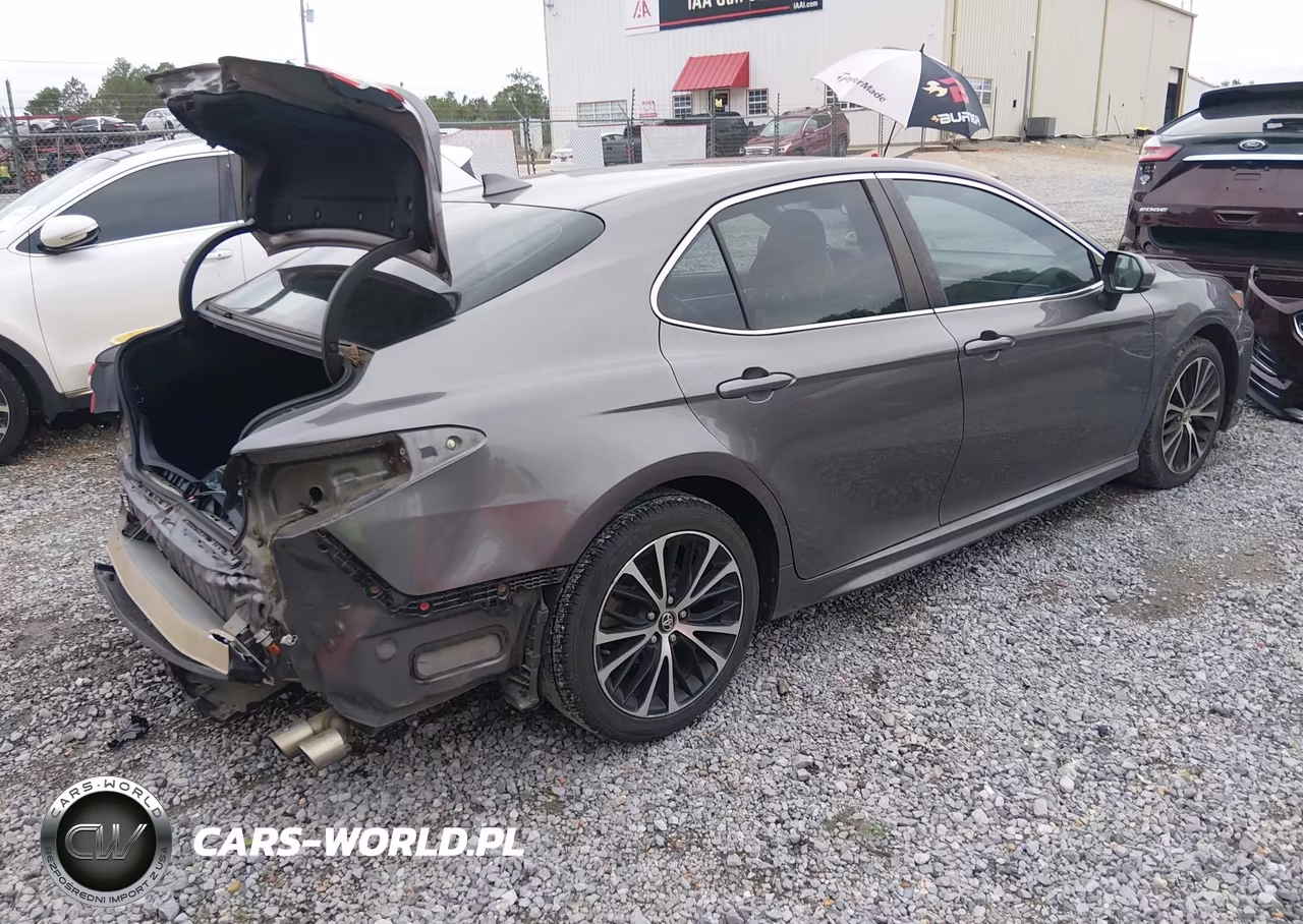 2020 Toyota Camry Se VIN:4T1G11AK5LU864987 - 4