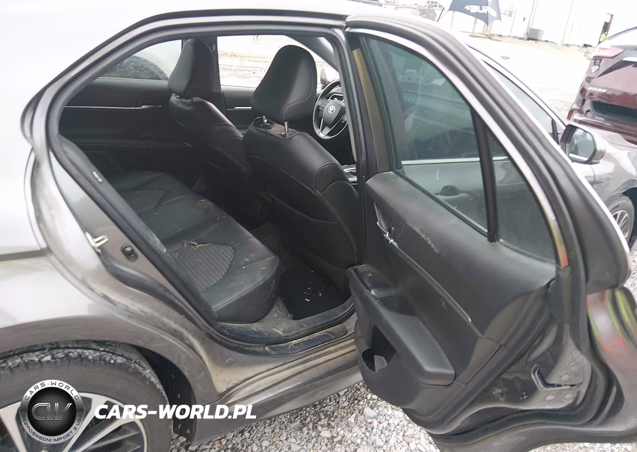 2020 Toyota Camry Se VIN:4T1G11AK5LU864987 - 8