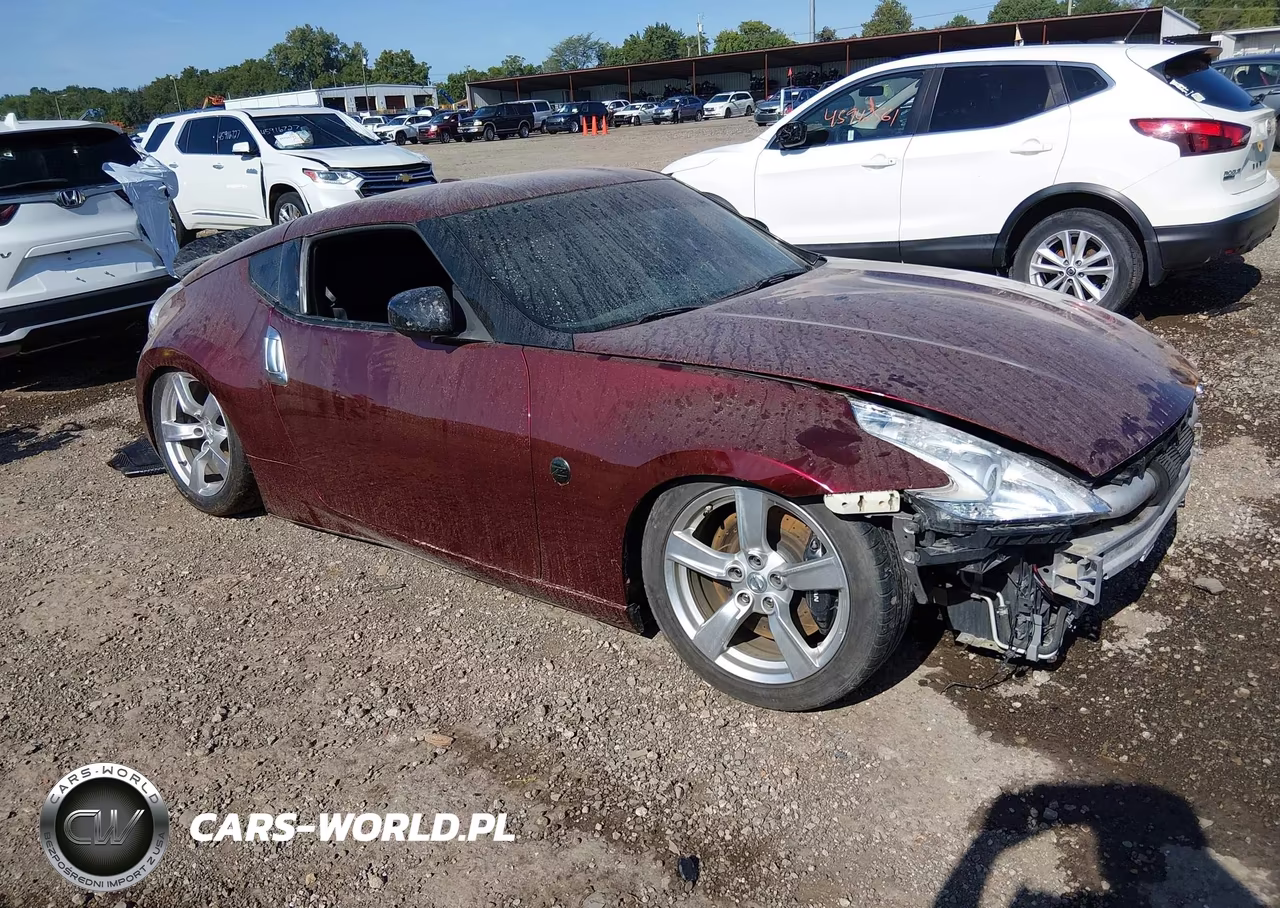 2009 Nissan 370Z Touring – zdjęcie 1 z 12