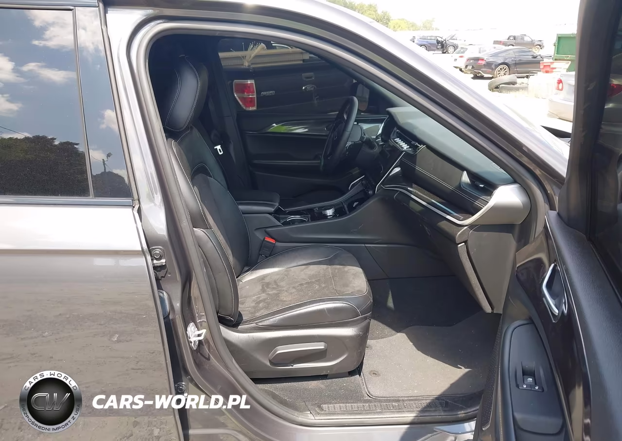 2022 Jeep Grand Cherokee L Altitude 4X2 VIN:1C4RJJAG3N8548413 - 5