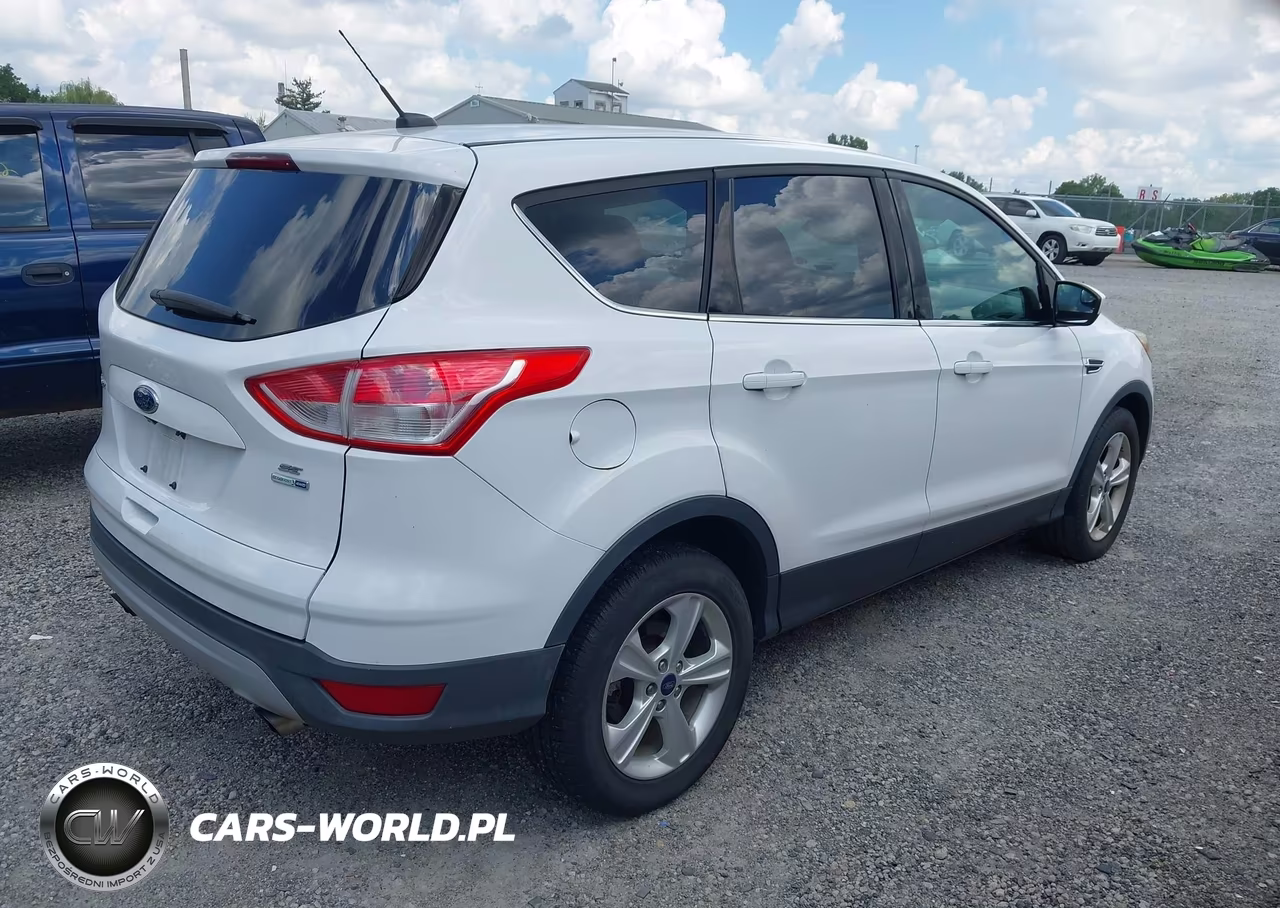 2015 Ford Escape Se VIN:1FMCU9GX1FUA82469 - 4