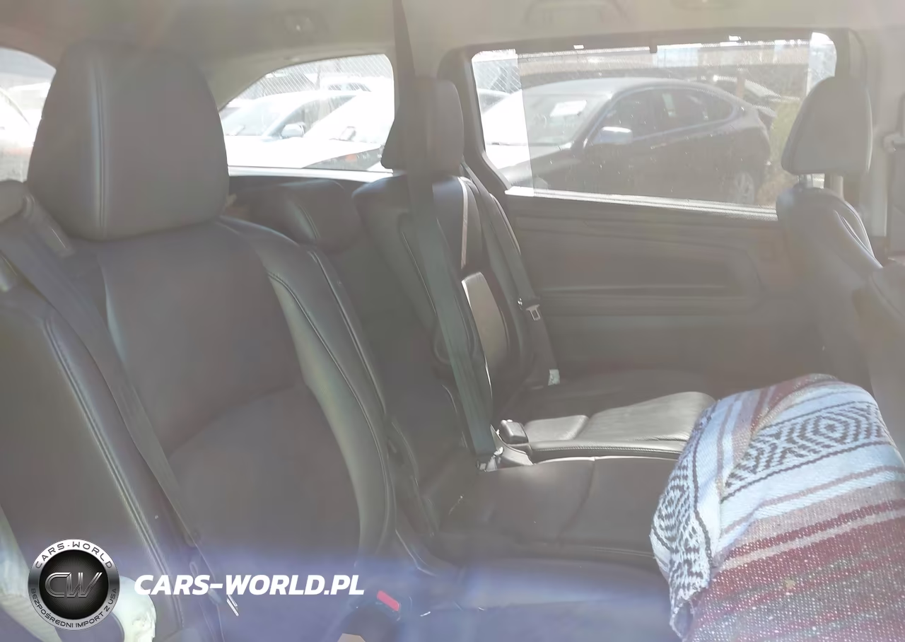 2018 Honda Odyssey Ex-L VIN:5FNRL6H71JB070659 - 8