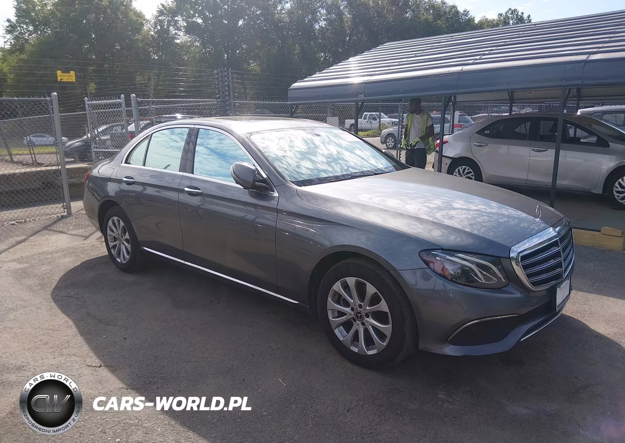 2019 Mercedes-Benz E 300 4Matic VIN:WDDZF4KB6KA507726 - 1